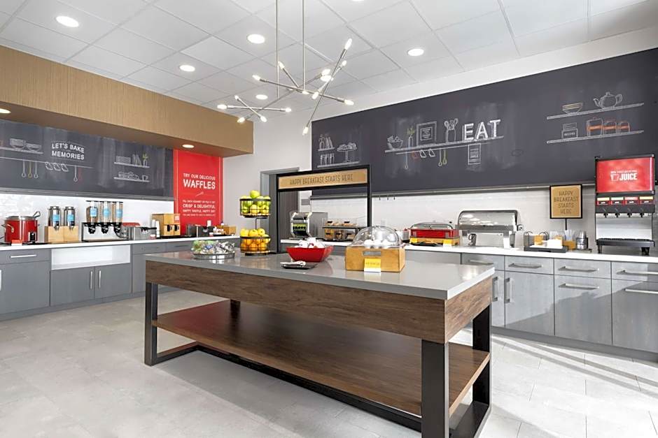 Hampton Inn By Hilton & Suites St. Charles Old Town Area, MO