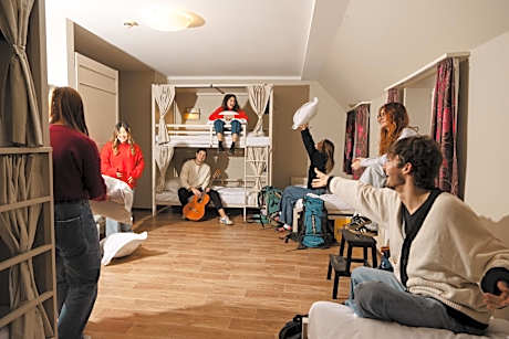 Single Bed in 8-Bed Mixed Dormitory Room