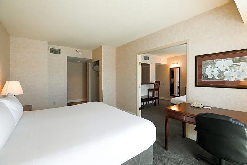 Atrium Hotel Vancouver