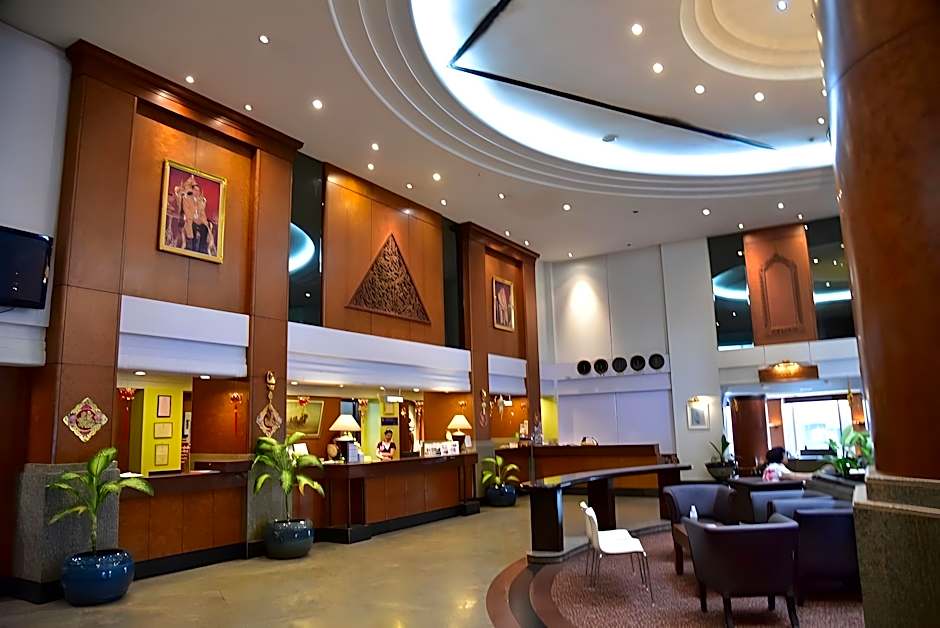 BP Grand Tower Hotel