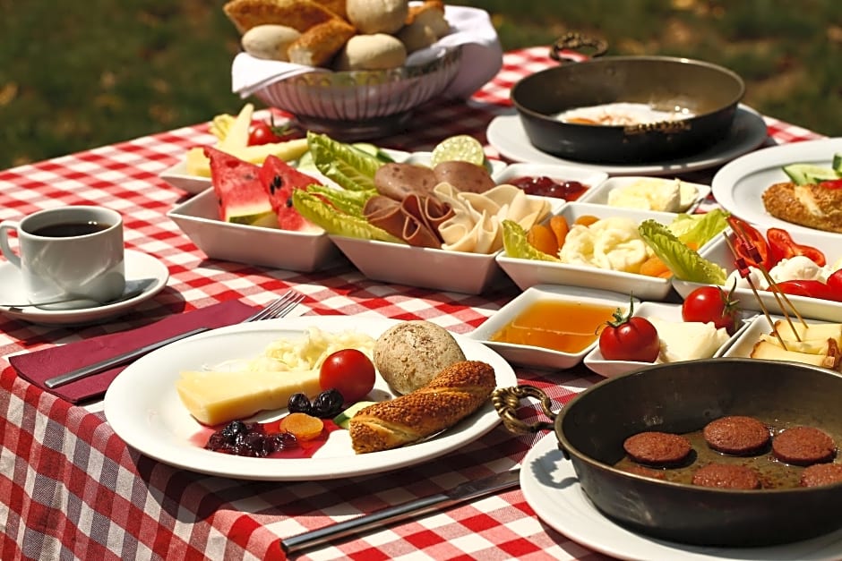 Park Polonezkoy Hotel