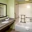 Holiday Inn Express & Suites Lebanon By IHG