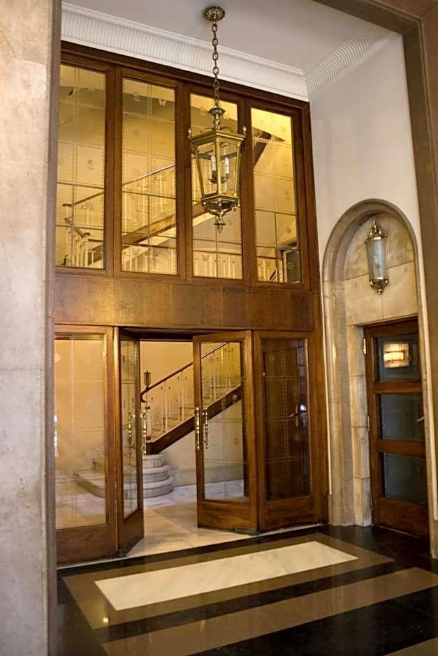 Petit Hotel