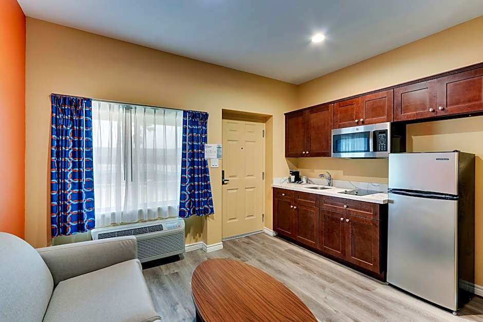 Captains Quarters Inn