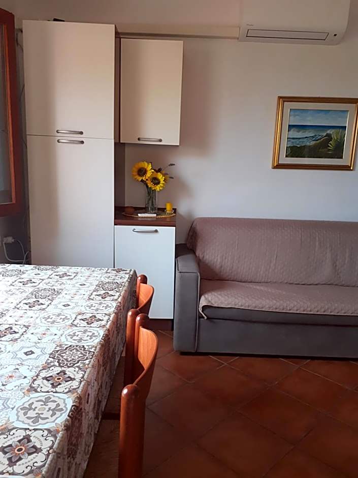 casa mirice in residence con piscina ,wifi,climatizzatore vicino al mare