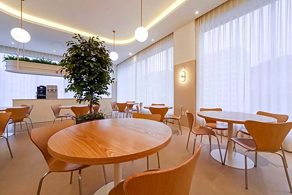 Hermon Hotel