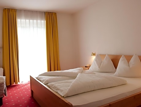 Triple Room with Balcony