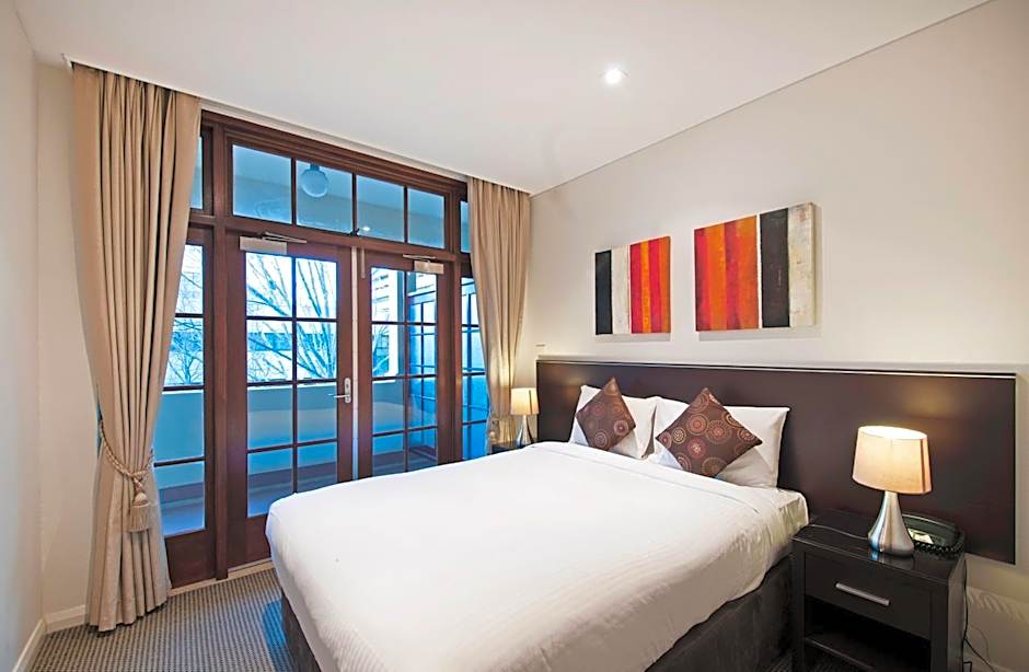 Quest Canberra Apartment