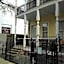 The Prytania Oaks