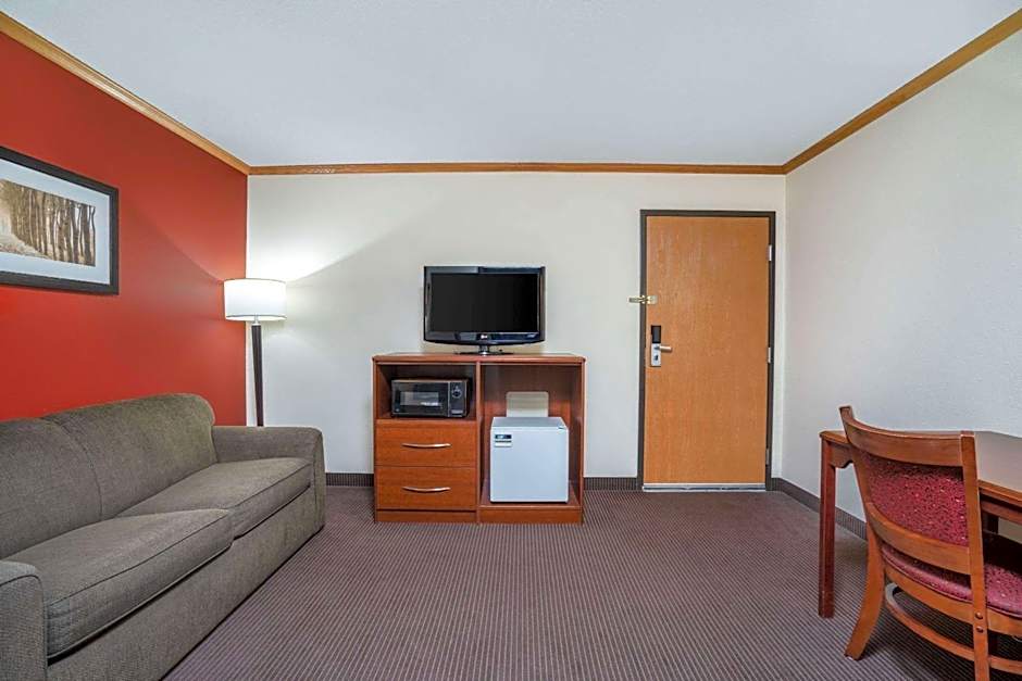 AmericInn by Wyndham Park Rapids