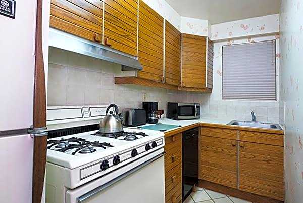 Murray Hill East Suites