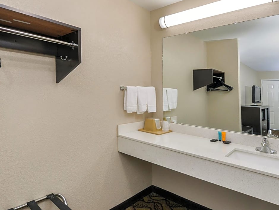Americas Best Value Inn Pasadena Houston