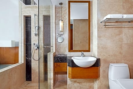 Room, 1 King Bed, Non Smoking, Sea View