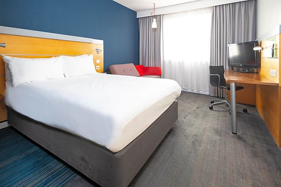 Holiday Inn Express Stevenage By IHG