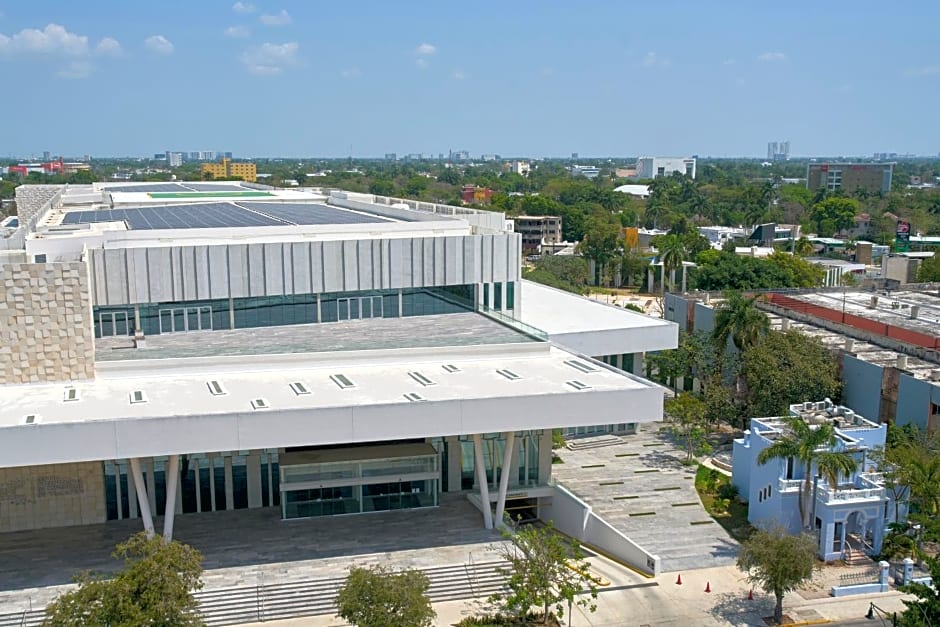 Courtyard by Marriott Merida Downtown