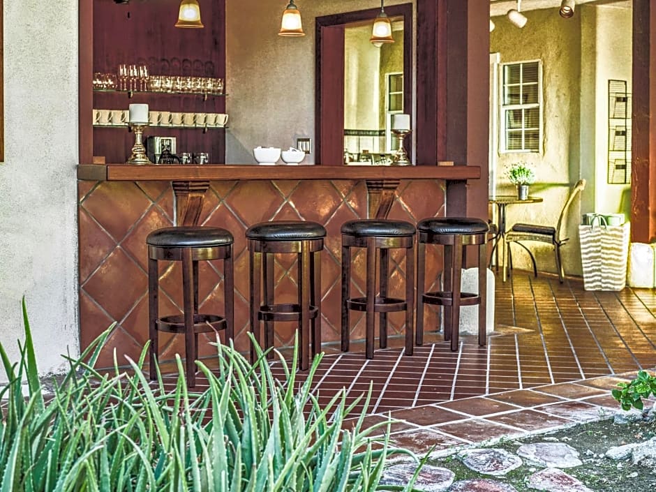 La Maison Hotel - Adults Only