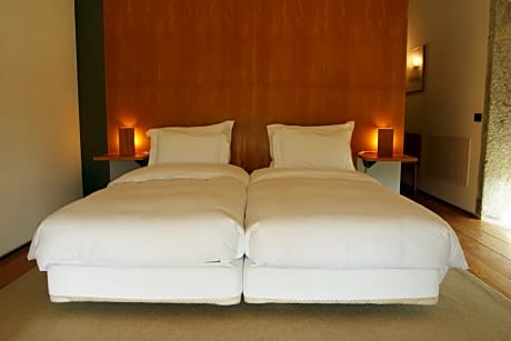 Special Offer - Double or Twin Room with New Year's Package 