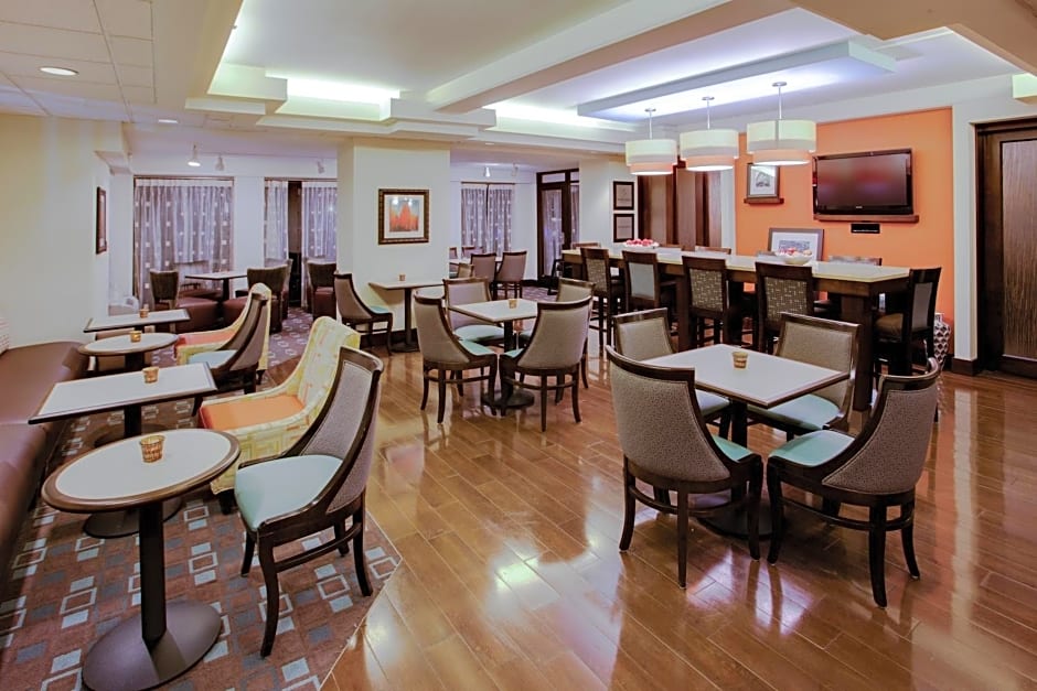 Hampton Inn Richmond-West Innsbrook