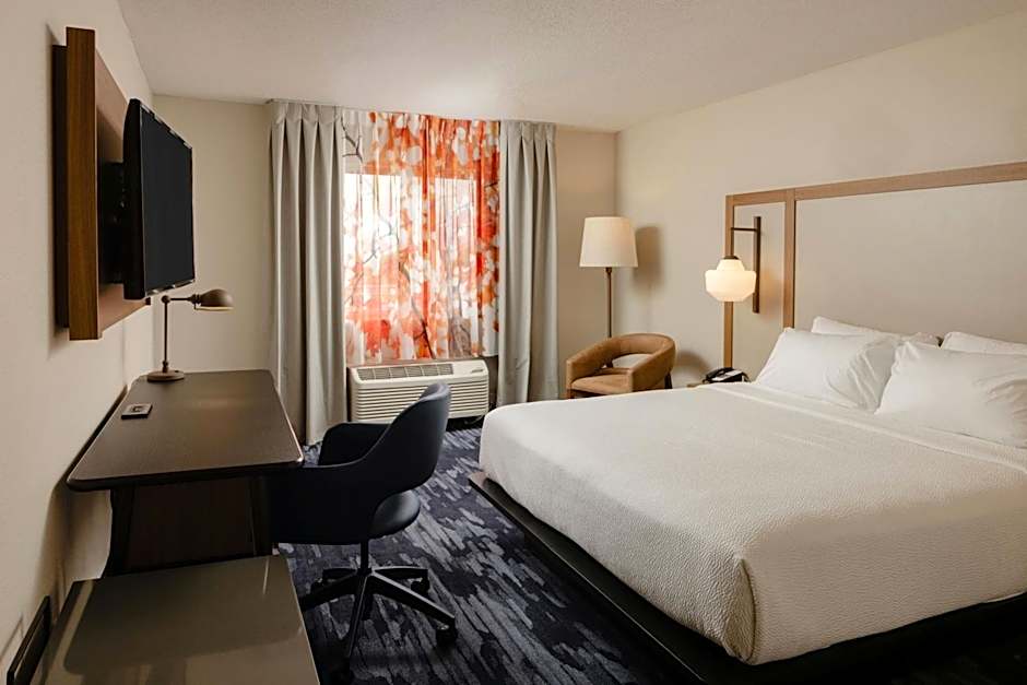 Fairfield Inn & Suites by Marriott Lansing West