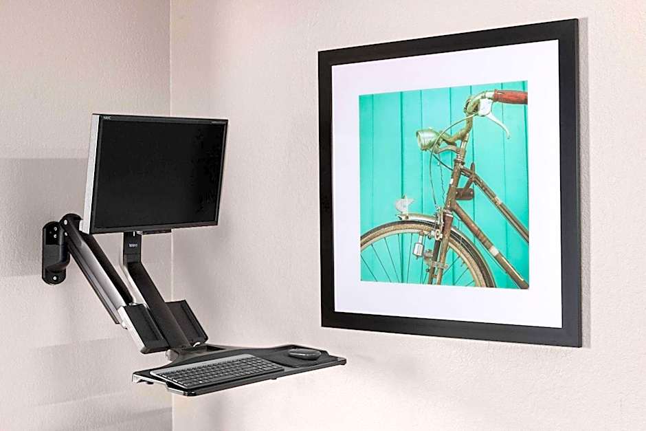 Baymont by Wyndham Waterloo