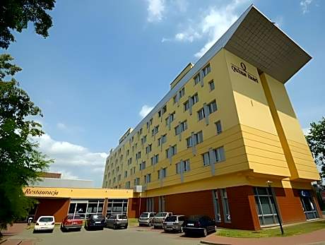 Qubus Hotel Glogow