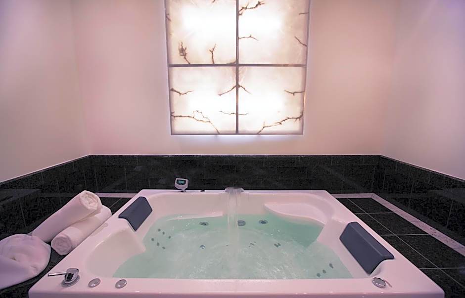 Braemar Lodge And Spa