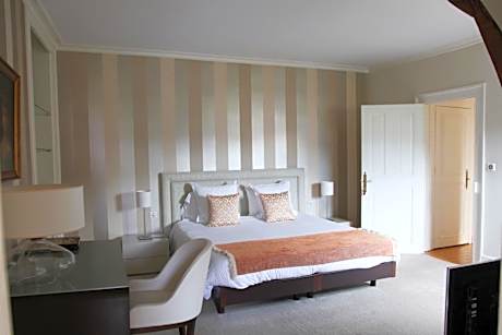 Deluxe Double Room with Bath