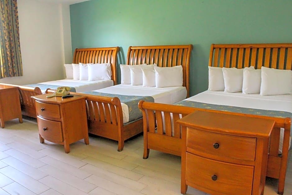 Fajardo Inn Resort
