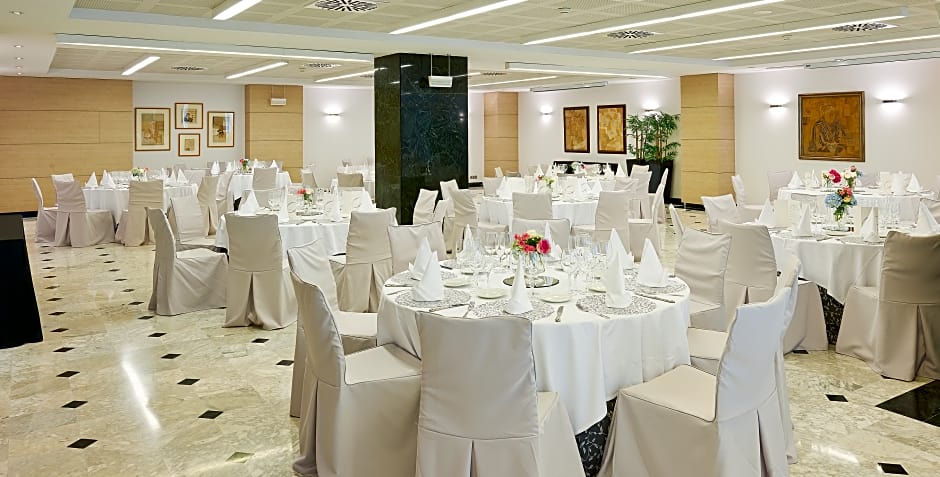 NH Collection Villa de Bilbao