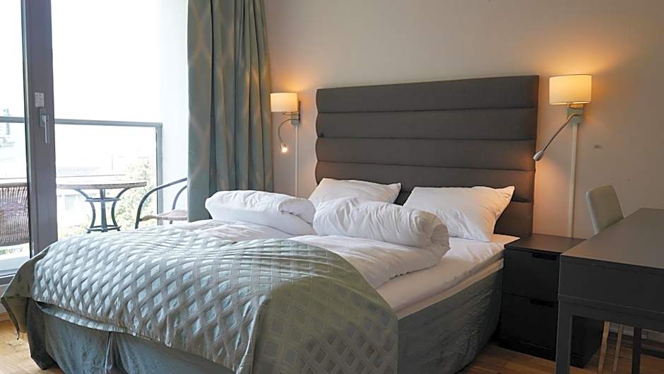 Photo 1 of 4 of 1 Double Bed or 2 Beds, View