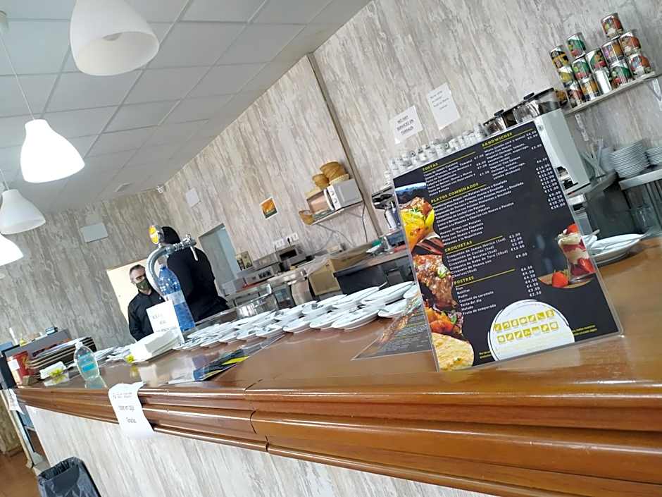 Área de Servicio El Cruce