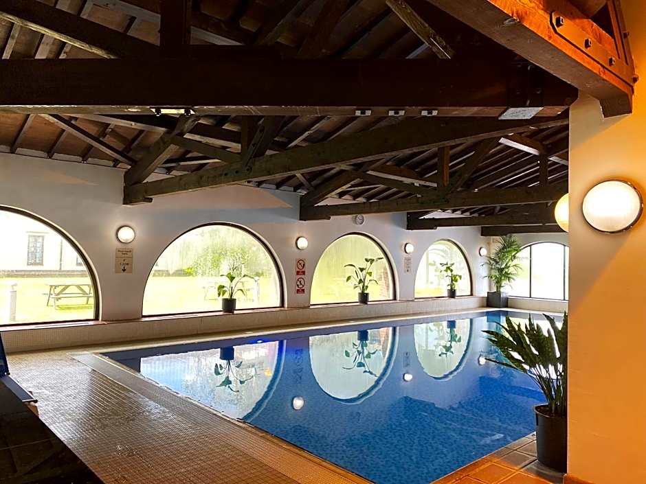 Europa Gatwick Hotel & Spa