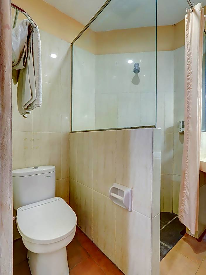 Collection O 90050 Raz Hotel And Convention Syariah