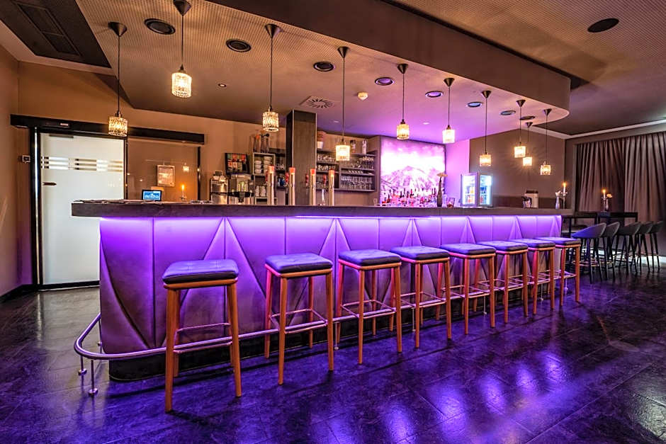 FourSide Hotel Salzburg, Trademark Collection by Wyndham