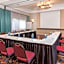 La Quinta Inn & Suites by Wyndham Secaucus Meadowlands