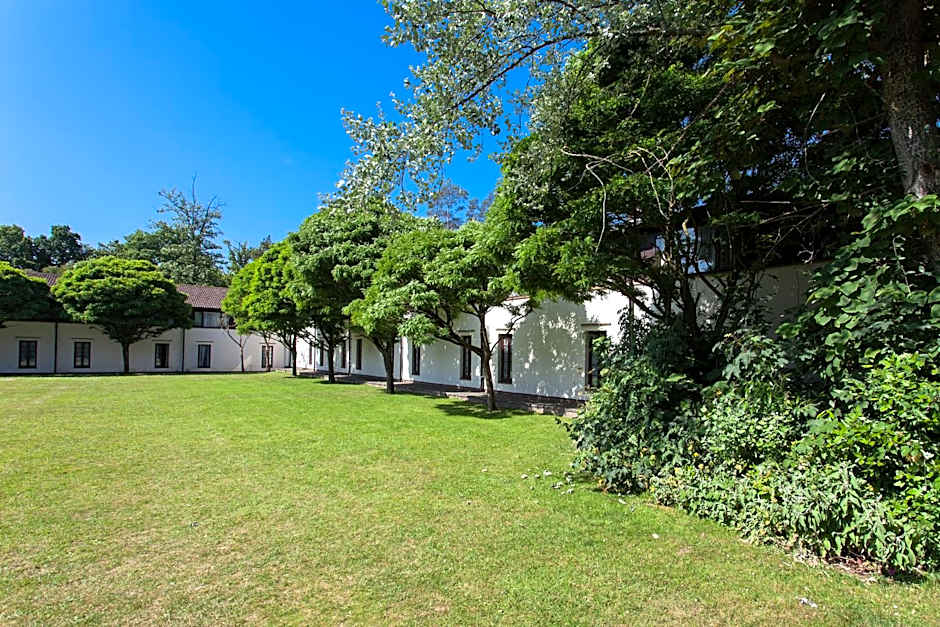 Europa Gatwick Hotel & Spa