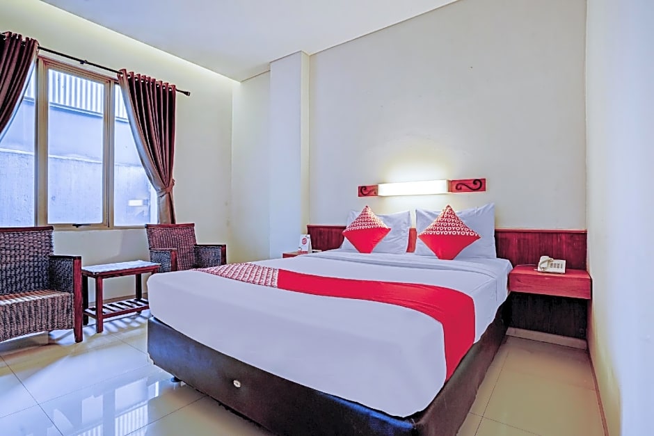 Super OYO Flagship 90501 Hotel Montameri