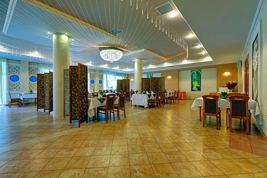 Hotel Chabrowy Dworek
