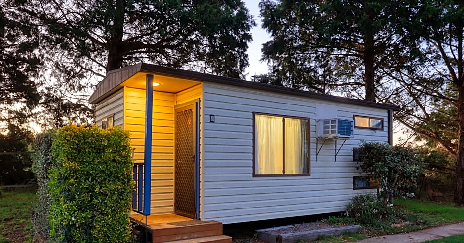 Highlander Van Village