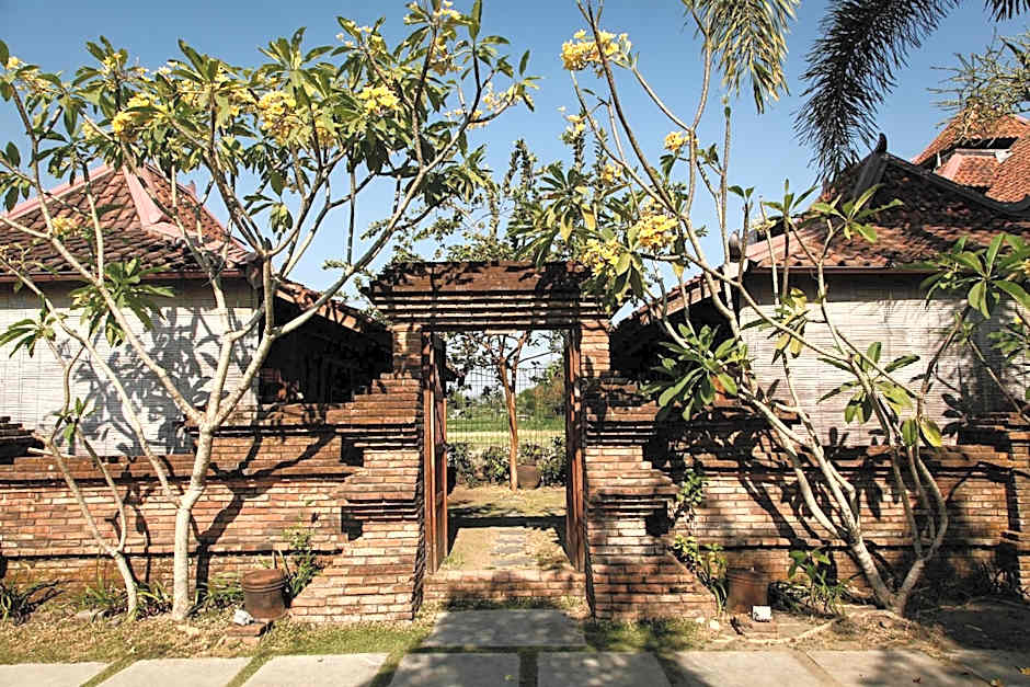 Tembi - Historical Home