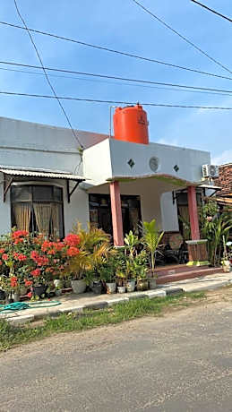 OWL HOSTEL Karimunjawa