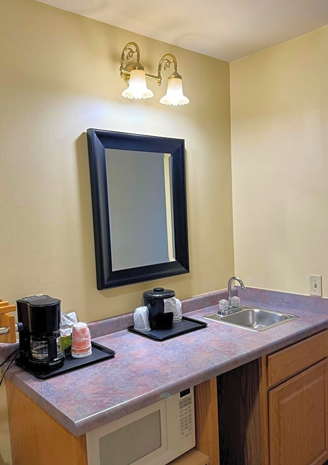 Country Inn & Suites by Radisson, Rochester South, MN