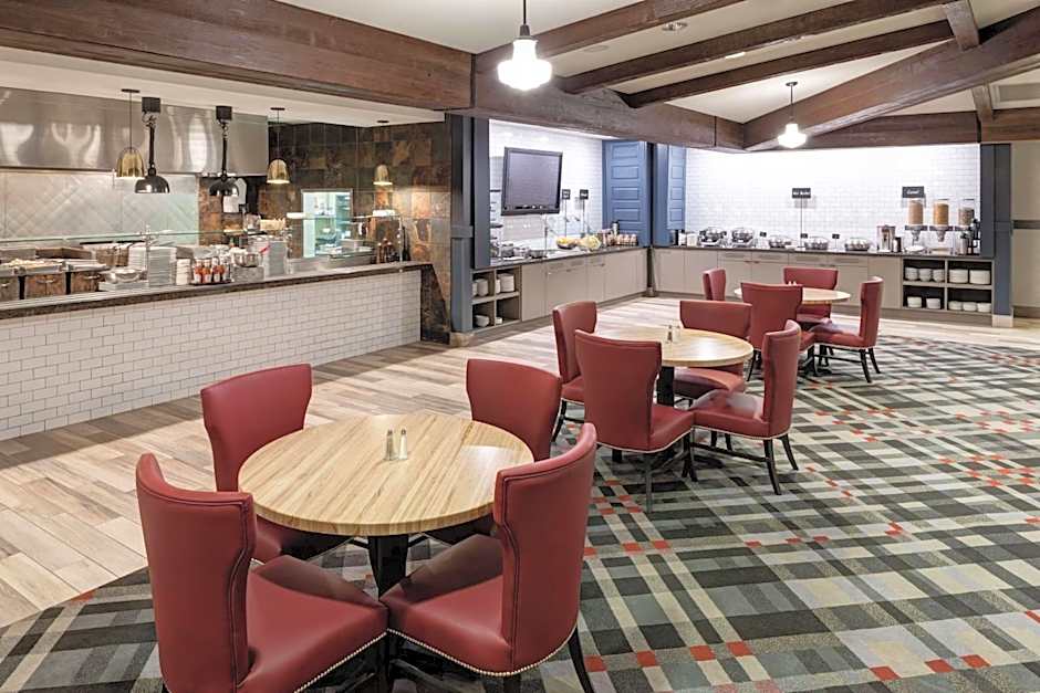 Embassy Suites By Hilton Anchorage