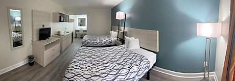 Magnolia Inn Extended Stay of Kingsland - New 2025 - Book a Kitchen Room - 12 Noon Check Out - 4K Black Beds - Saltwater-Minera