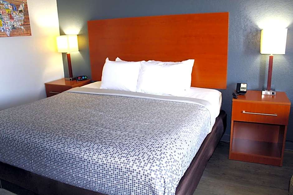 Econo Lodge Franklin South