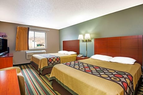 2 Queen Beds Pet Friendly Non-Smoking