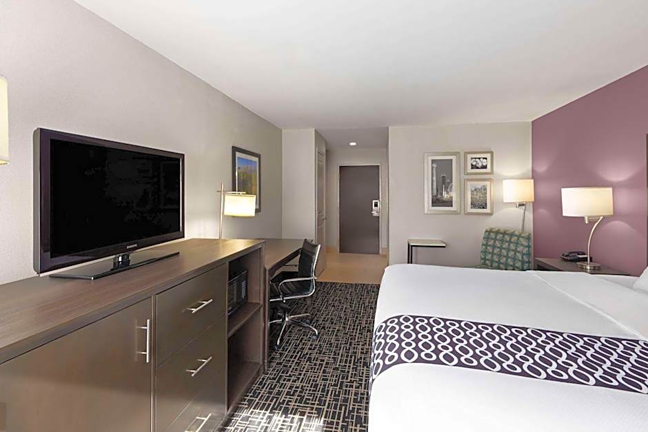 La Quinta Inn & Suites by Wyndham Snellville - Stone Mountain