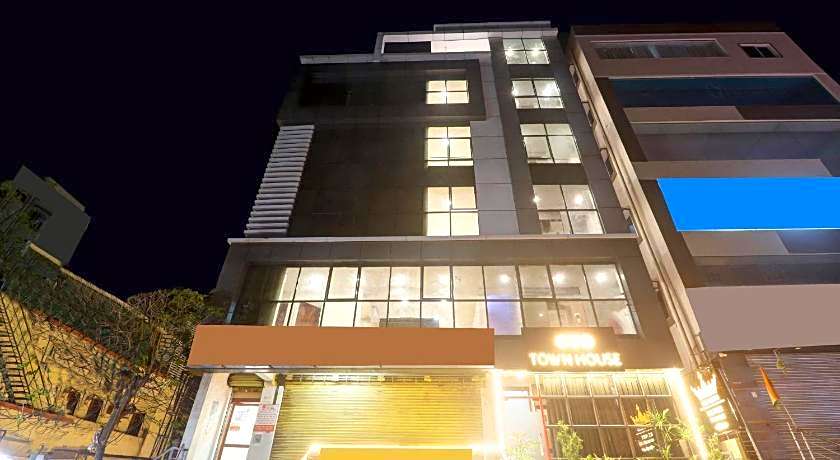 Super OYO Townhouse 1185 Rcc Pride – Hyderabad, 