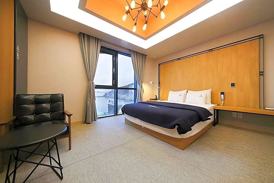 Louis Boutique Hotel