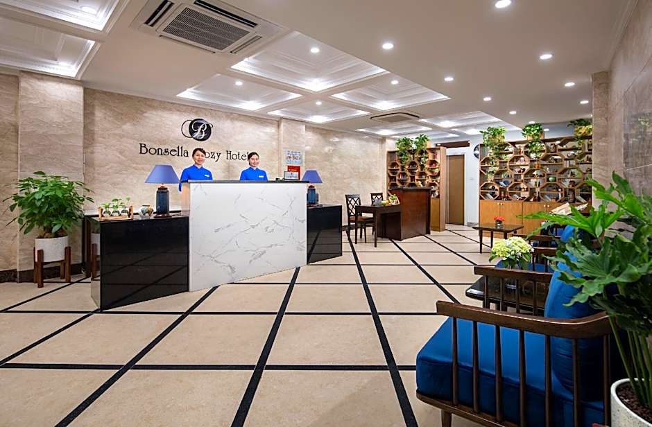 Hanoi Backpackers Hostels Rooftop Bar